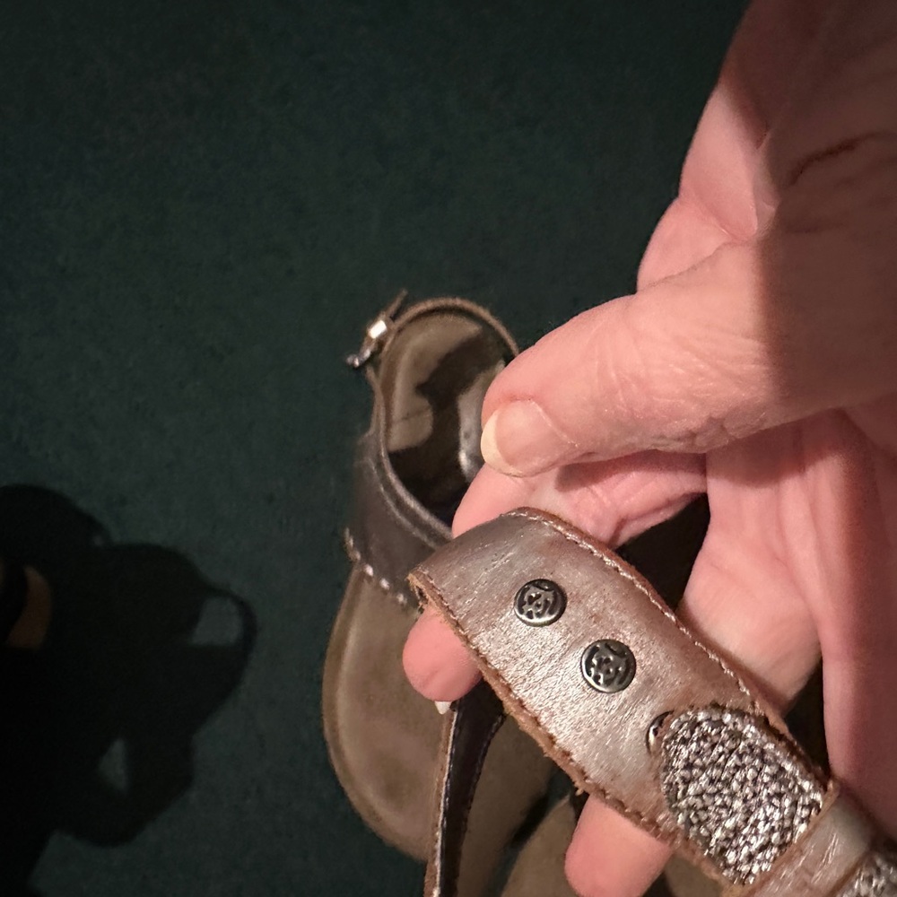 OTBT Brown Wedges - Picture 7 of 8